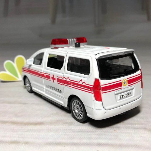 救護車 模型玩具  03