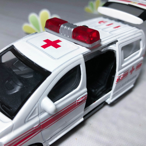 救護車 模型玩具  05